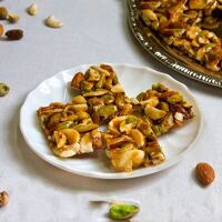 dryfruitni-chikki