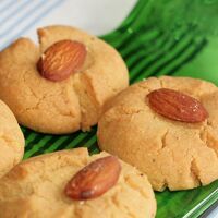 badam-nankhatai